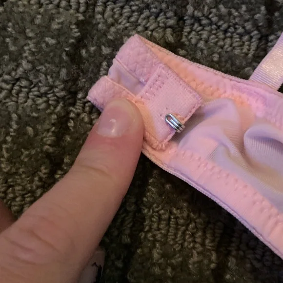 Pink Ruffly bralette - Picture 3 of 4